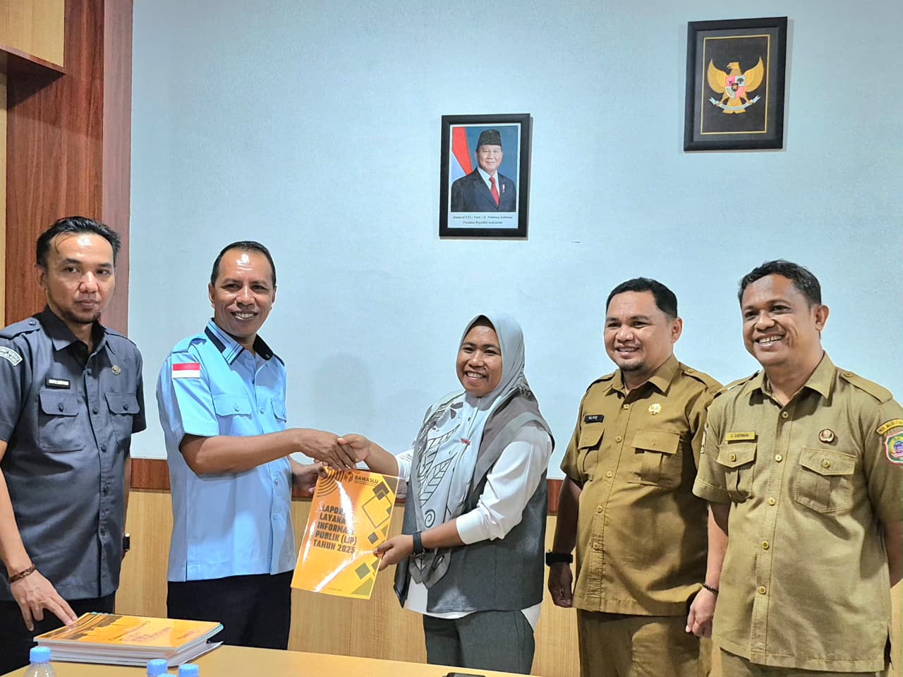 KIP Malut Menerima Laporan LIP Bawaslu Tahun 2025